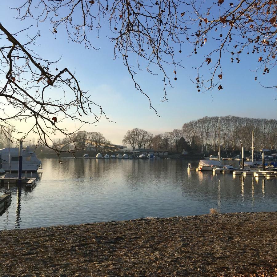 Schmuckkaestle Am Hafen Wiesbaden Exterior foto